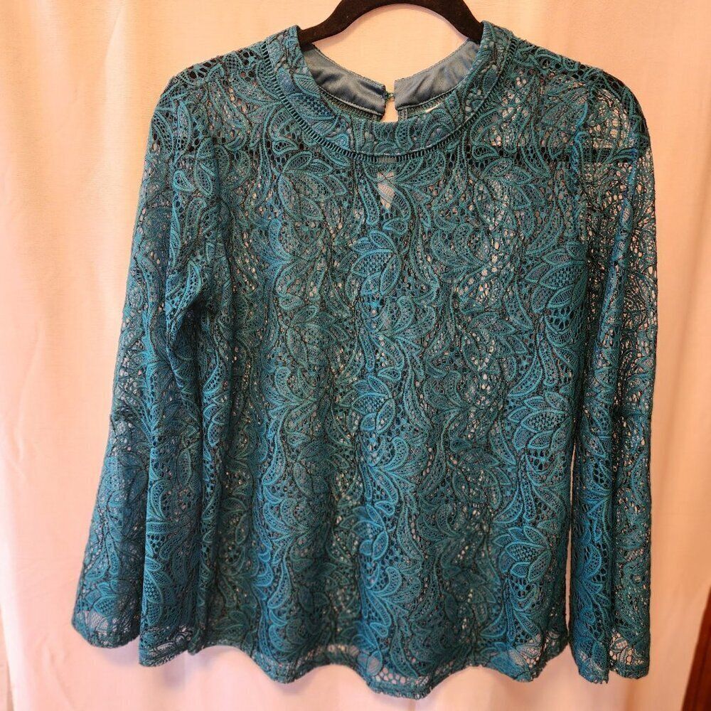 Ultra Pink Teal Lace Top